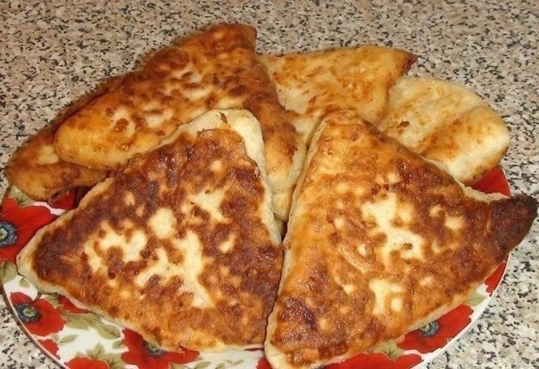 Сырные лепёшки на скорую руку Сырные лепёшки на скорую руку