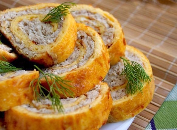 КУРИНЫЙ РУЛЕТ С СЫРОМ! КУРИНЫЙ РУЛЕТ С СЫРОМ!