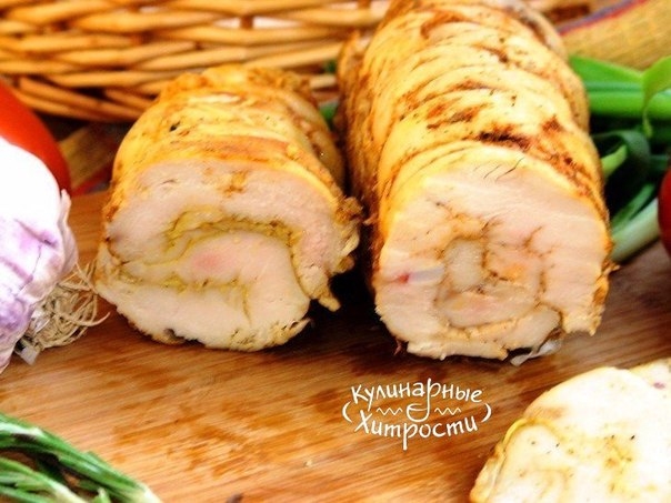 КУРИНАЯ ПАСТРОМА НА ПАРУ, ПОДКОПЧЕННАЯ С РОЗМАРИНОМ КУРИНАЯ ПАСТРОМА НА ПАРУ, ПОДКОПЧЕННАЯ С РОЗМАРИНОМ