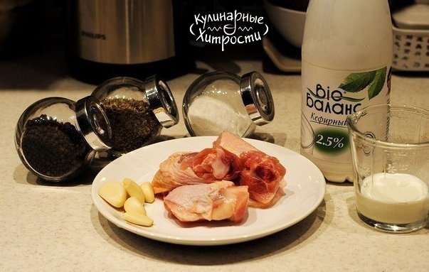ЗАПЕЧЕННАЯ КУРОЧКА С ТРАВАМИ И ЧЕСНОКОМ