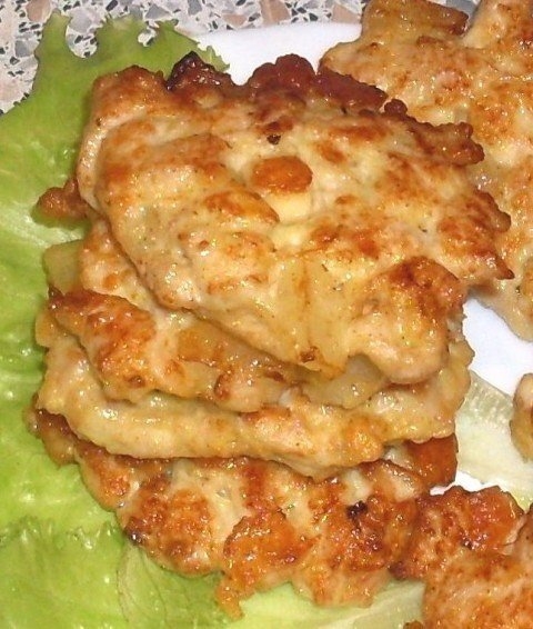 Куриные котлеты с ананасами (еще один вариант любимого рецепта) Куриные котлеты с ананасами (еще один вариант любимого рецепта)