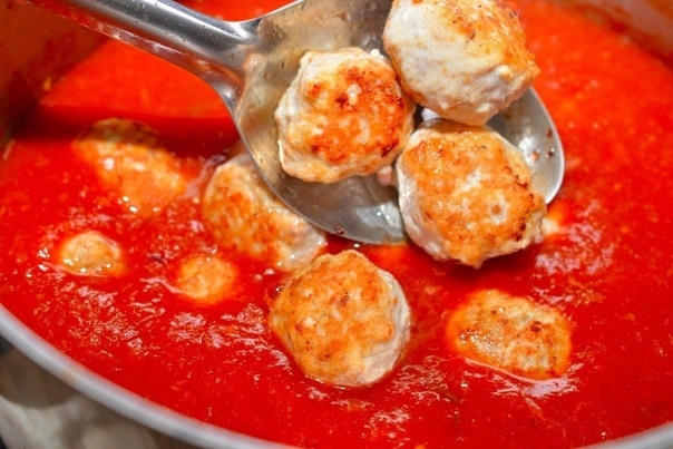 Куриные фрикадельки в апельсиновом соусе Куриные фрикадельки в апельсиновом соусе