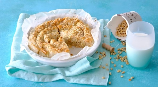 УЛИТКА С ТВОРОГОМ И ГРУШЕЙ УЛИТКА С ТВОРОГОМ И ГРУШЕЙ
