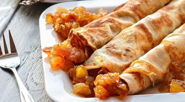 Французские крепы с карамелизованными яблоками