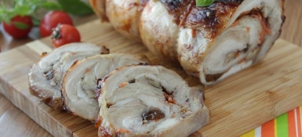 Руляда из курицы с черносливом