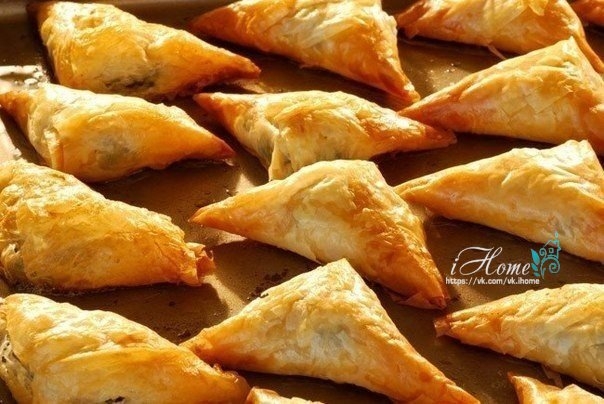 Пирожки с начинкой из плавленных сырков! Пирожки с начинкой из плавленных сырков!