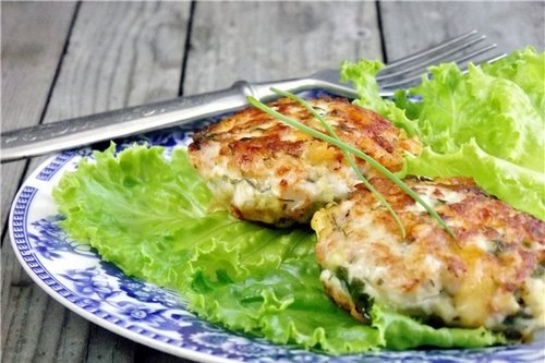 Куриные котлеты с чесноком и сыром