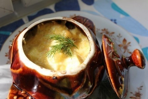 Жаркое из свинины и картофеля в горшочках Жаркое из свинины и картофеля в горшочках