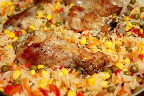 Куриные ножки с рисом и овощами по-каталонски Куриные ножки с рисом и овощами по-каталонски
