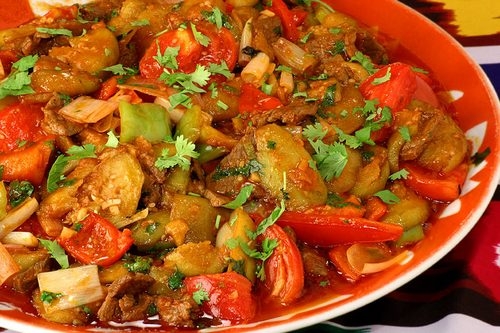 Баклажаны тушеные с мясом в мультиварке Баклажаны тушеные с мясом в мультиварке