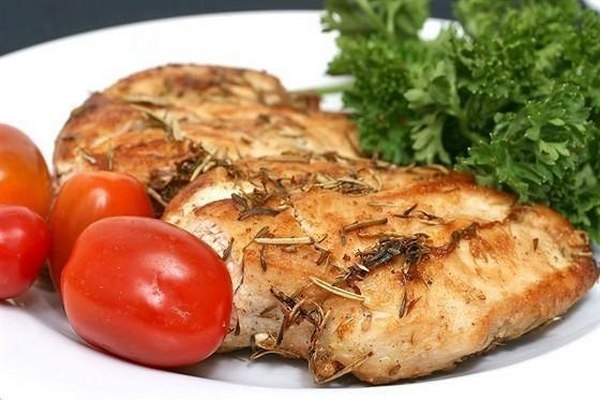 Куриная грудка со спаржей и картофелем Куриная грудка со спаржей и картофелем