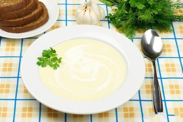 Картофельный суп-пюре с чесноком и сливками Картофельный суп-пюре с чесноком и сливками