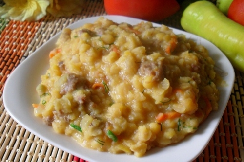 Гороховая каша с мясным фаршем в мультиварке Гороховая каша с мясным фаршем в мультиварке