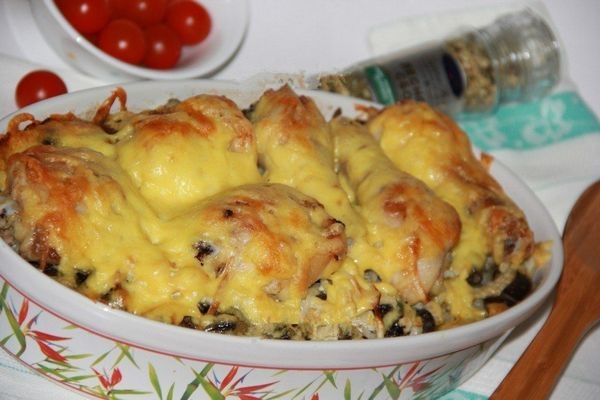 Куриные ножки с картофелем и грибами в духовке Куриные ножки с картофелем и грибами в духовке