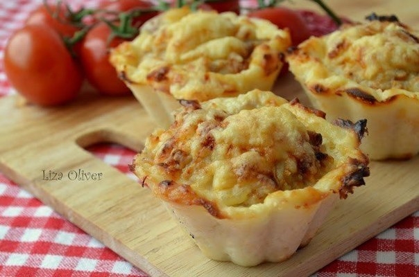 Куриные тефтельки в картофельных карзиночках. Куриные тефтельки в картофельных карзиночках.
