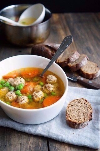ОЧЕНЬ ВКУСНЫЙ СУП С ФРИКАДЕЛЬКАМИ ОЧЕНЬ ВКУСНЫЙ СУП С ФРИКАДЕЛЬКАМИ