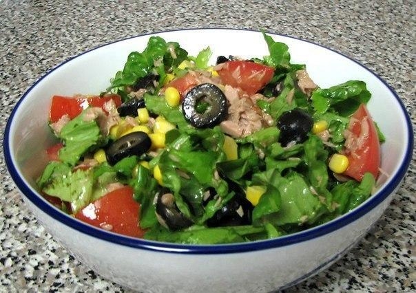 Вкусный и полезный салат с тунцом Вкусный и полезный салат с тунцом