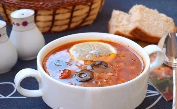 Вкуснейшая мясная солянка к обеду Вкуснейшая мясная солянка к обеду