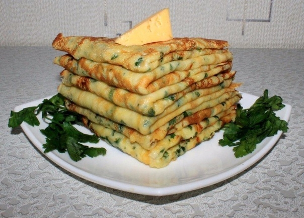 Вкусные сырные блины с зеленью