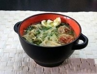 Домашняя лапша с фрикадельками Домашняя лапша с фрикадельками
