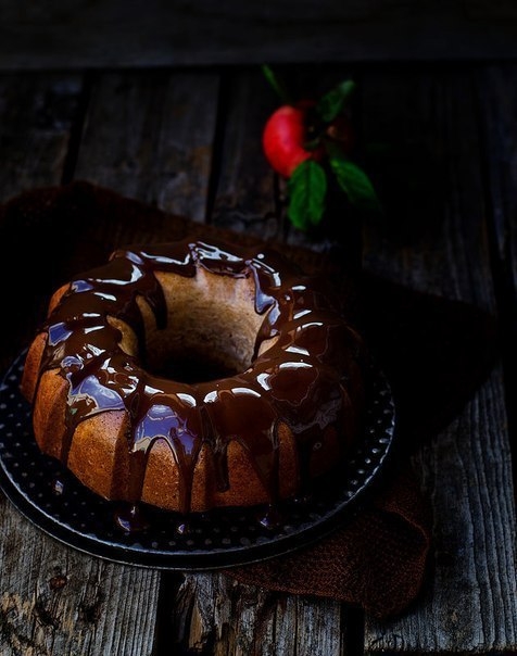 Яблочный кекс с шоколадом