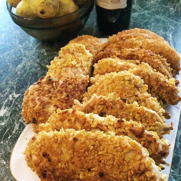 Куриная грудка в кукурузных хлопьях