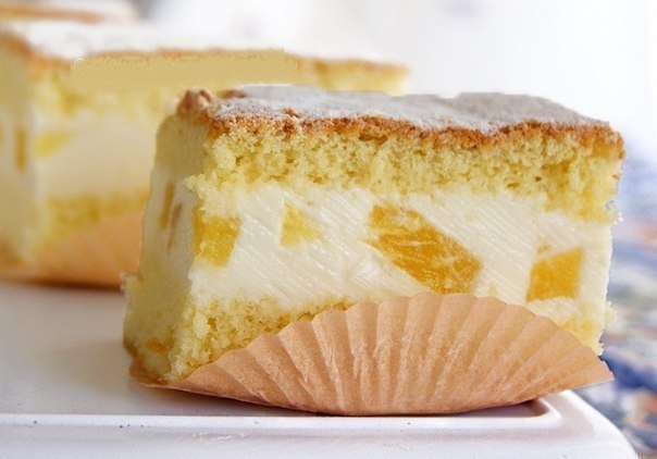 Нежный бисквитный торт с творожным кремом Нежный бисквитный торт с творожным кремом