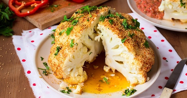 ЗАПЕЧЁННАЯ ЦВЕТНАЯ КАПУСТА СО СПЕЦИЯМИ ЗАПЕЧЁННАЯ ЦВЕТНАЯ КАПУСТА СО СПЕЦИЯМИ