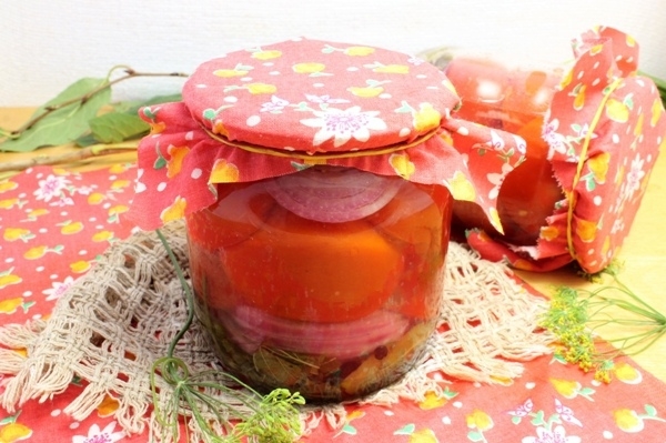 Сочная курочка с овощами в банке Сочная курочка с овощами в банке