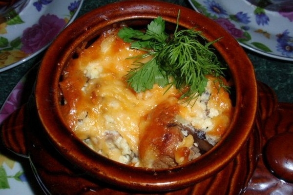 Курица с шампиньонами по-купечески Курица с шампиньонами по-купечески