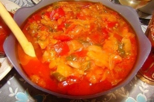 Домашнее лечо из болгарского перца и помидор Домашнее лечо из болгарского перца и помидор