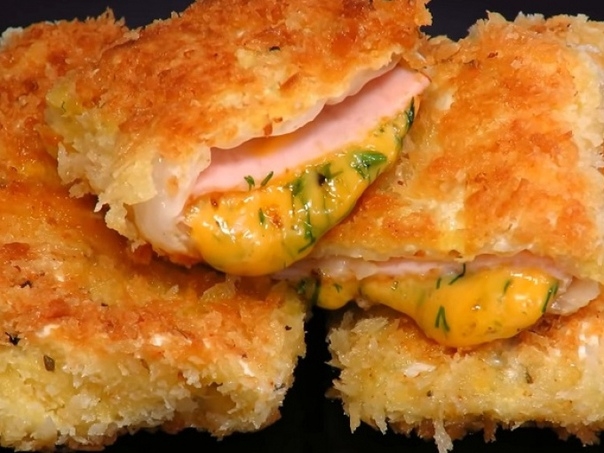 Хрустящие конвертики из капусты с ветчиной и сыром - не устоять перед их вкусом! Хрустящие конвертики из капусты с ветчиной и сыром - не устоять перед их вкусом!