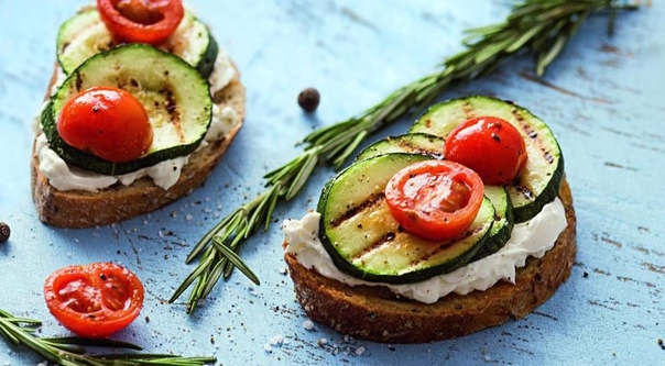 Брускетты с цукини-гриль