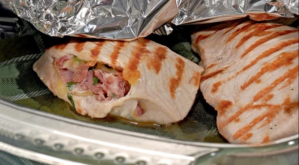 ШНИЦЕЛЬ С СЫРОМ И ВЕТЧИНОЙ ШНИЦЕЛЬ С СЫРОМ И ВЕТЧИНОЙ