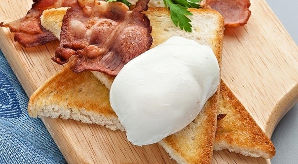 БЫСТРОЕ ЯЙЦО-ПАШОТ НА ЗАВТРАК БЫСТРОЕ ЯЙЦО-ПАШОТ НА ЗАВТРАК