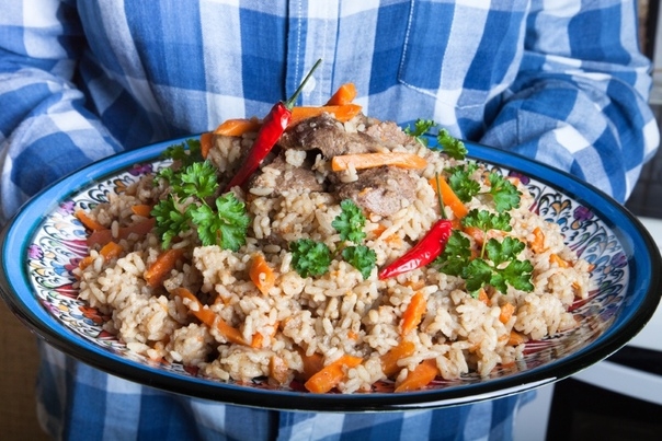 УЗБЕКСКИЙ ПЛОВ В КАЗАНЕ УЗБЕКСКИЙ ПЛОВ В КАЗАНЕ