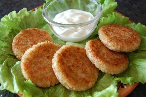 ПРОСТЫЕ КОТЛЕТЫ ИЗ КРАБОВЫХ ПАЛОЧЕК ПРОСТЫЕ КОТЛЕТЫ ИЗ КРАБОВЫХ ПАЛОЧЕК