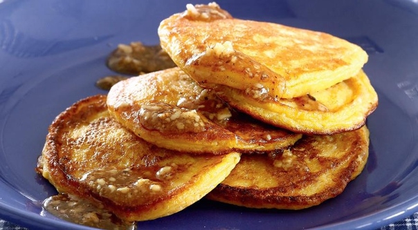 Тыквенные оладьи с медово-ореховым маслом Тыквенные оладьи с медово-ореховым маслом