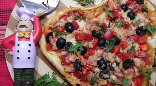 Пицца с курицей и перцем Пицца с курицей и перцем