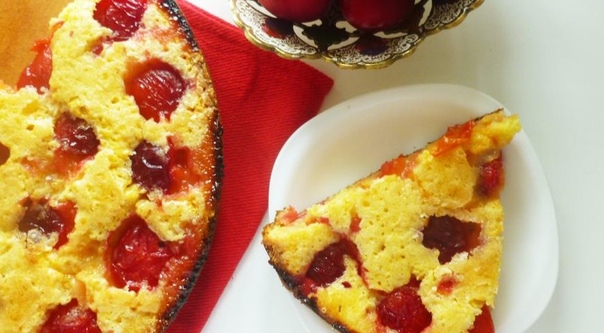 Пирог из слив с сахарной корочкой Пирог из слив с сахарной корочкой