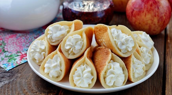 Арабские блинчики "катаеф" Арабские блинчики "катаеф"