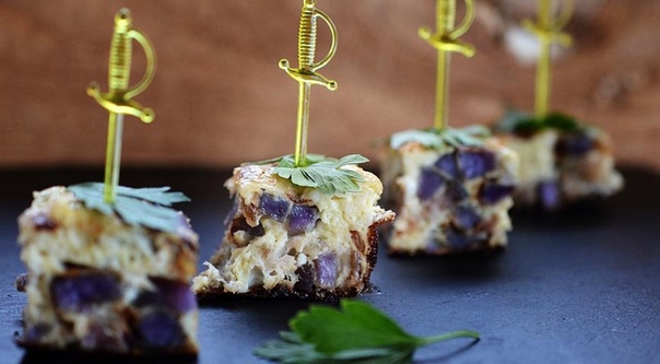 Омлет с картошкой и копченой рыбой Омлет с картошкой и копченой рыбой