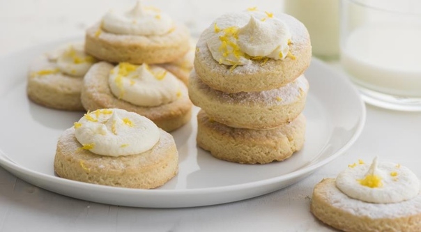 Рассыпчатое песочное печенье Рассыпчатое песочное печенье