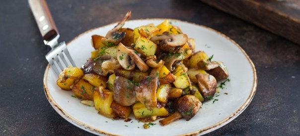 Жаркое по-домашнему с грибами Жаркое по-домашнему с грибами