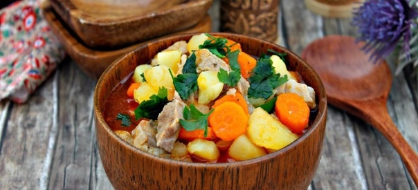 Жаркое по-домашнему из свинины Жаркое по-домашнему из свинины