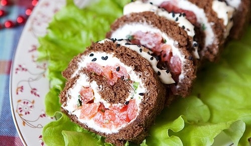 Хлебные роллы с сыром и форелью Хлебные роллы с сыром и форелью