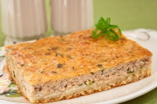 Пирог с начинкой из консервированной горбуши