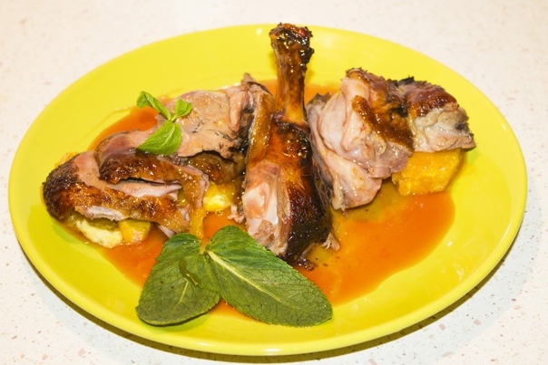 Утка запеченная в духовке с апельсинами