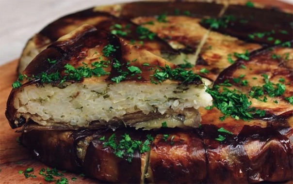 Рисовый пирог в баклажане