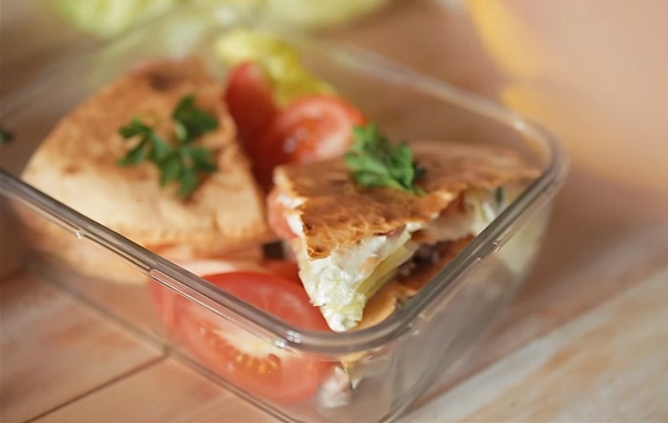 Тако с говядиной и соусом ранч